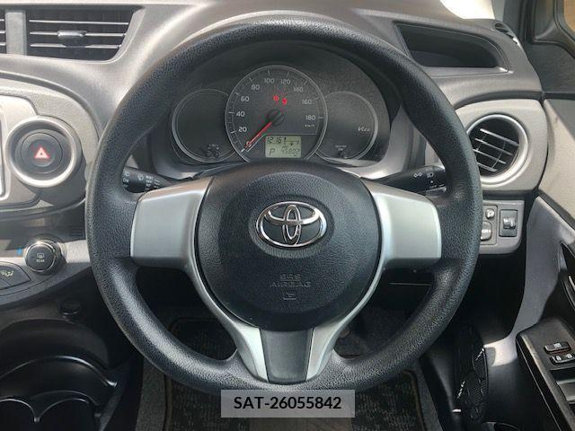 Toyota VITZ 2013-07 370157-13