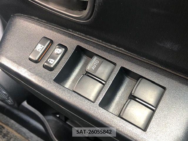 Toyota VITZ 2013-07 370157-22
