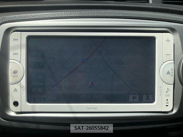 Toyota VITZ 2013-07 370157-4