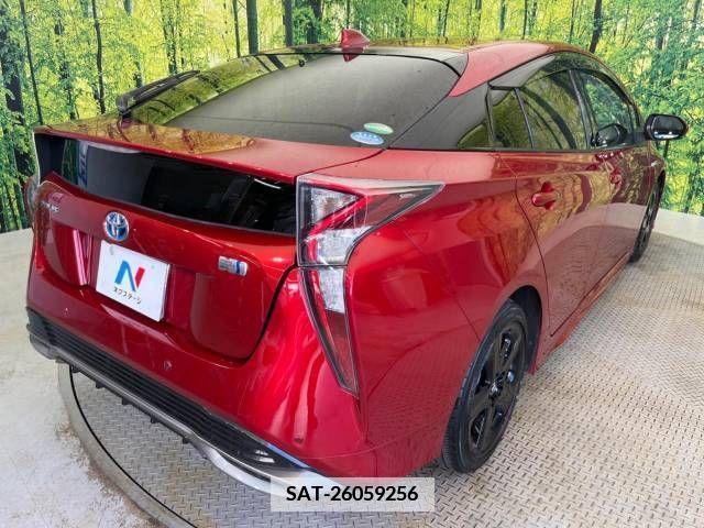 Toyota PRIUS 2016-03 366350-17