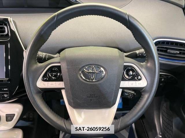 Toyota PRIUS 2016-03 366350-11