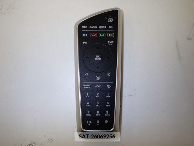 Volvo V40 2015-06 347841-28