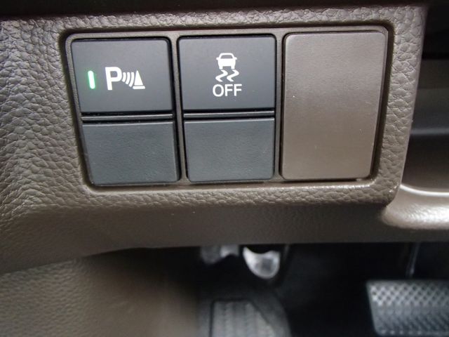 Honda N BOX 2022-05 23173-14
