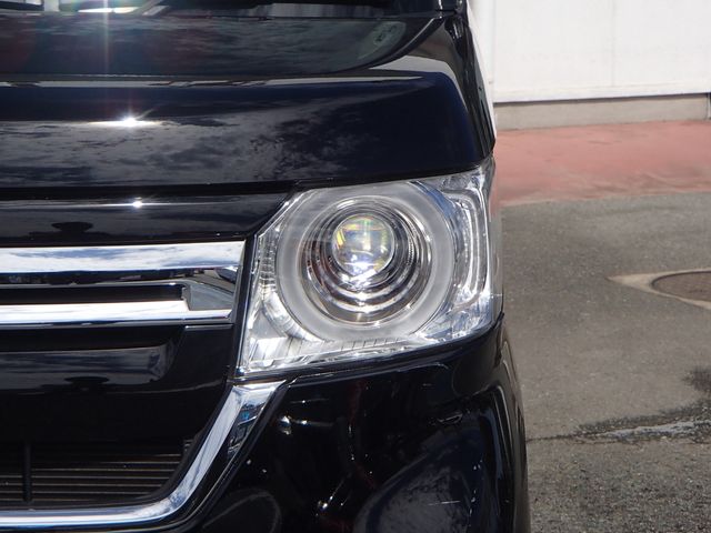 Honda N BOX 2022-05 23173-8