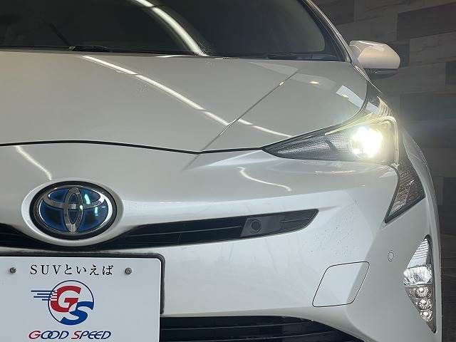 Toyota PRIUS 2016-01 11477-18