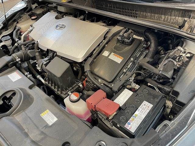 Toyota PRIUS 2016-01 11477-17