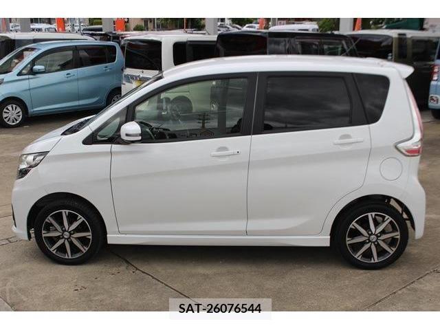 Nissan DAYZ 2017-05 296062-8
