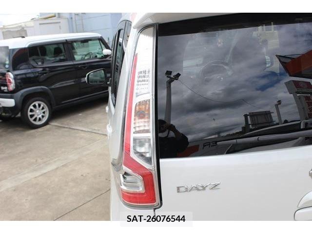 Nissan DAYZ 2017-05 296062-12