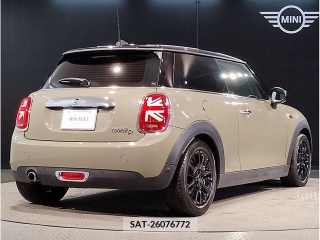 Bmw MINI 2020-10 372401-2