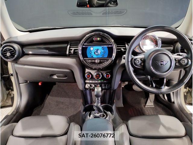 Bmw MINI 2020-10 372401-1
