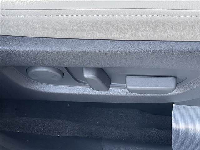 Mazda CX-60 2023-08 18887-11