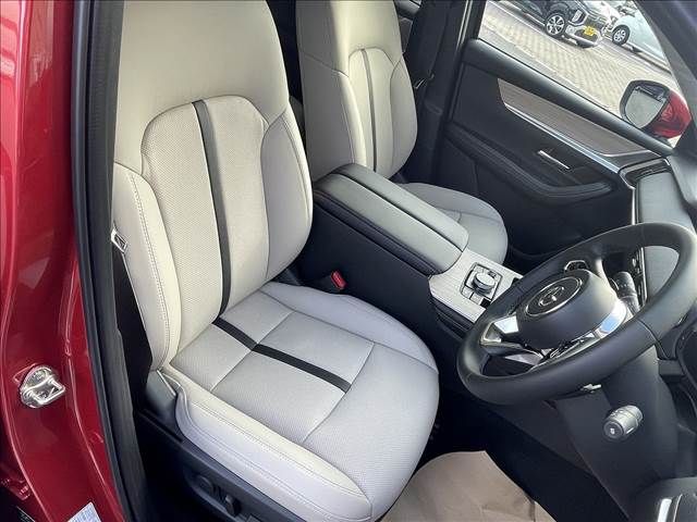 Mazda CX-60 2023-08 18887-10