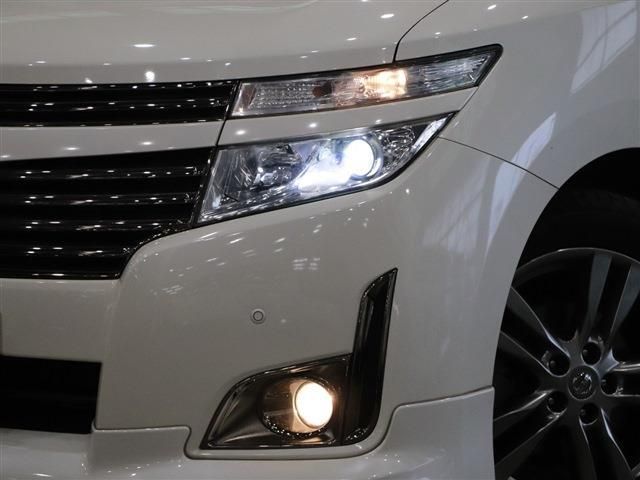Nissan ELGRAND 2013-03 1105-8