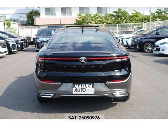 Toyota CROWN 2022-11 337324-5