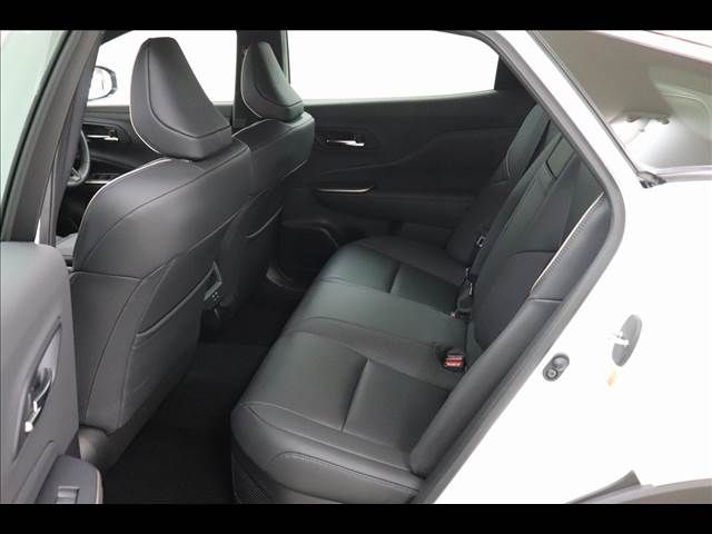 Toyota CROWN 2022-10 9097-12