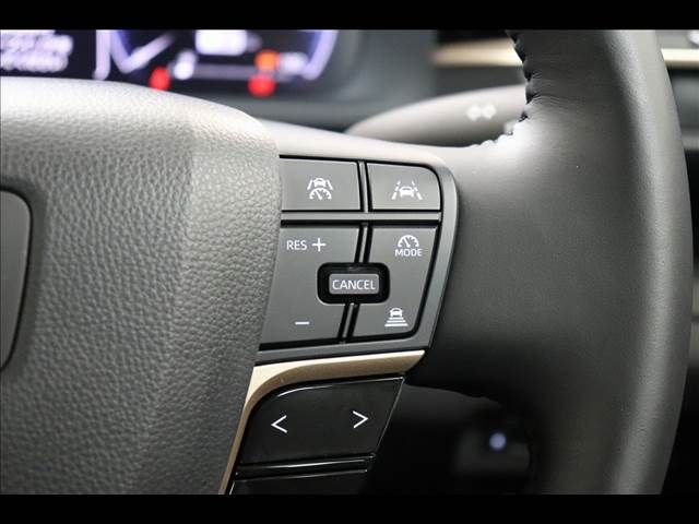 Toyota CROWN 2022-10 9097-7