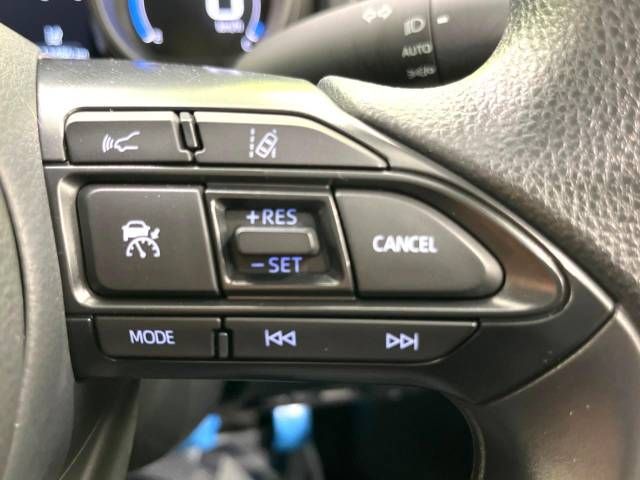 Toyota YARIS CROSS 2023-03 195134-6