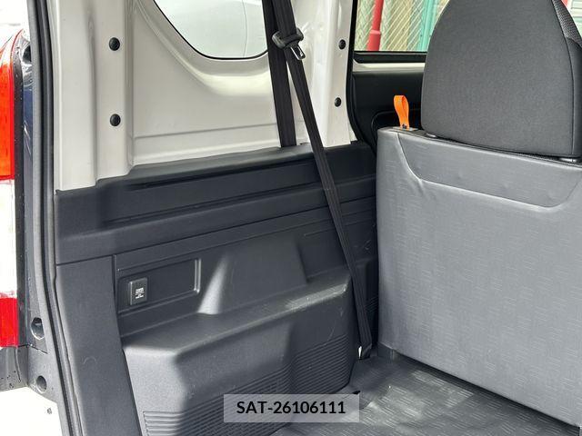 Honda N-VAN 2019-04 383329-17