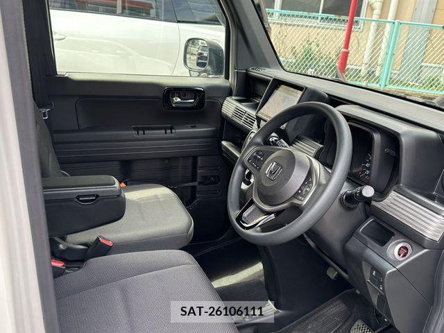 Honda N-VAN 2019-04 383329-8