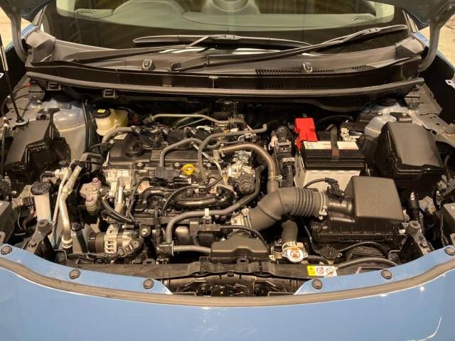 Toyota YARIS CROSS 2023-03 183730-18
