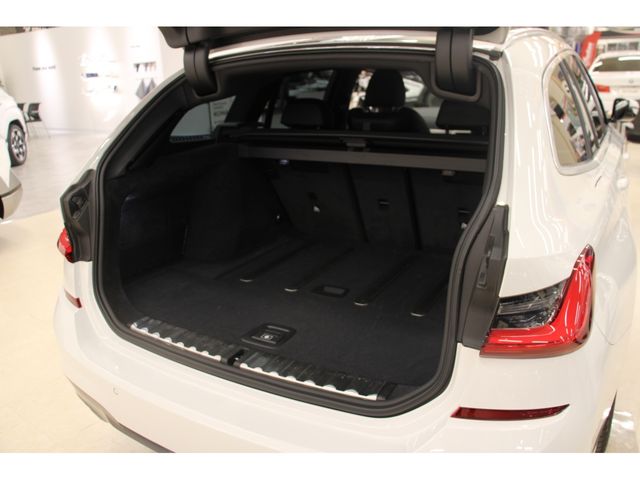 Bmw 3 SERIES 2020-09 23947-26