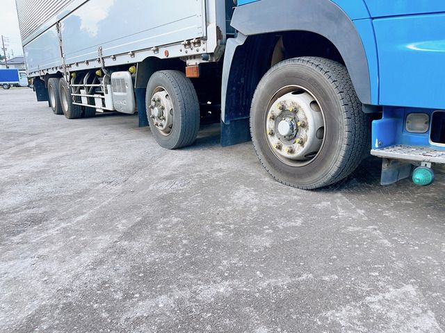 Hino PROFIA 2012-04 17785-11
