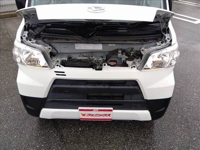 Daihatsu HIJET CARGO 2021-04 185548-8