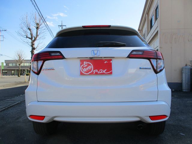 Honda VEZEL 2018-03 194979-4