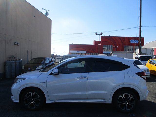 Honda VEZEL 2018-03 194979-8
