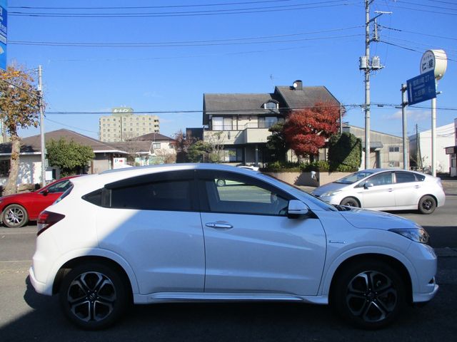 Honda VEZEL 2018-03 194979-7