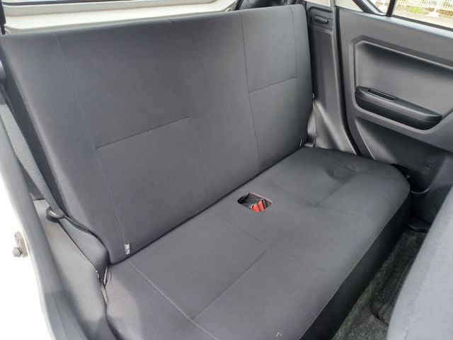 Toyota PIXIS EPOCH 2018-01 1204-12