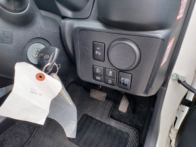 Toyota PIXIS EPOCH 2018-01 1204-7