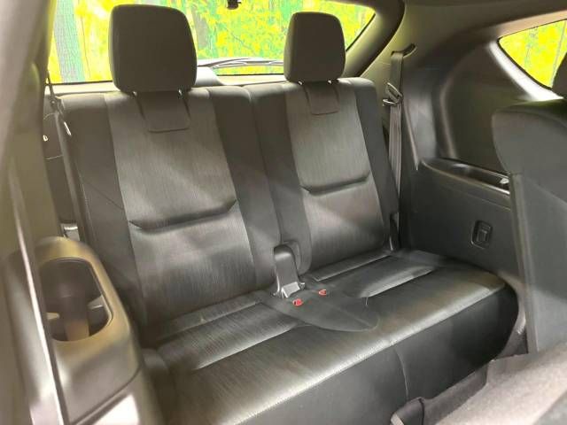 Mazda CX-8 2018-02 14747-10
