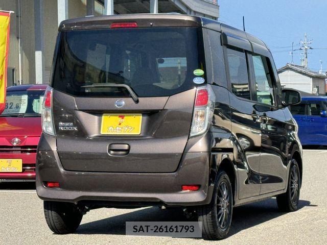 Toyota SIENTA 2014-01 202424-5