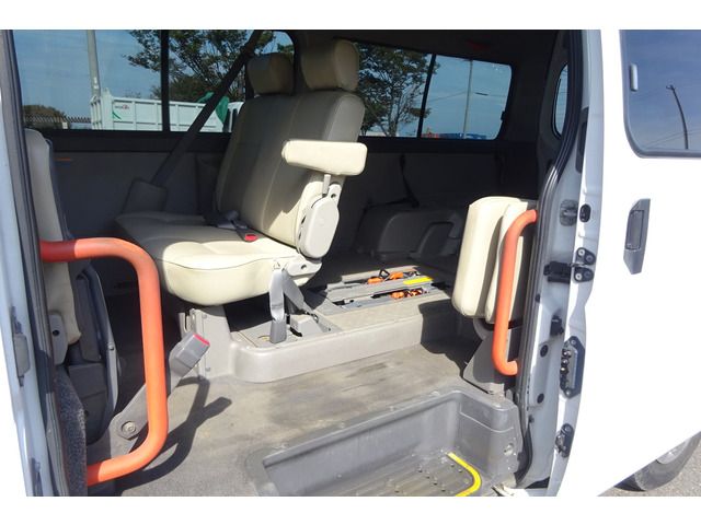 Nissan CARAVAN VAN 2011-09 21610-8