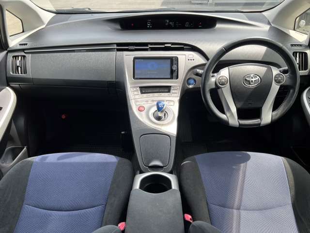 Toyota PRIUS 2013-05 22267-6
