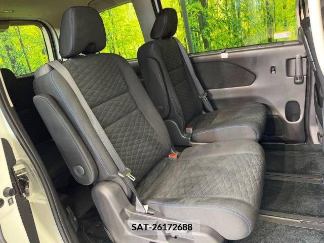 Nissan SERENA 2018-03 377985-9