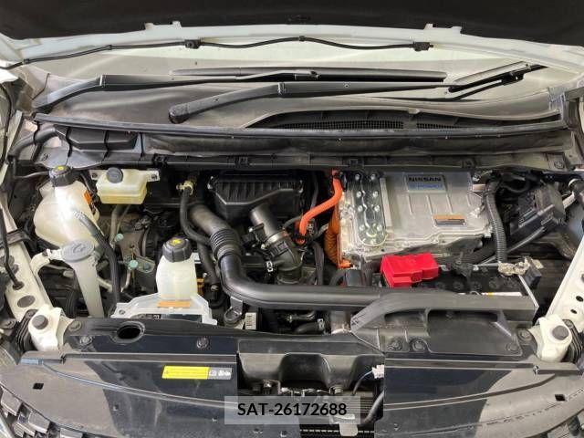 Nissan SERENA 2018-03 377985-19