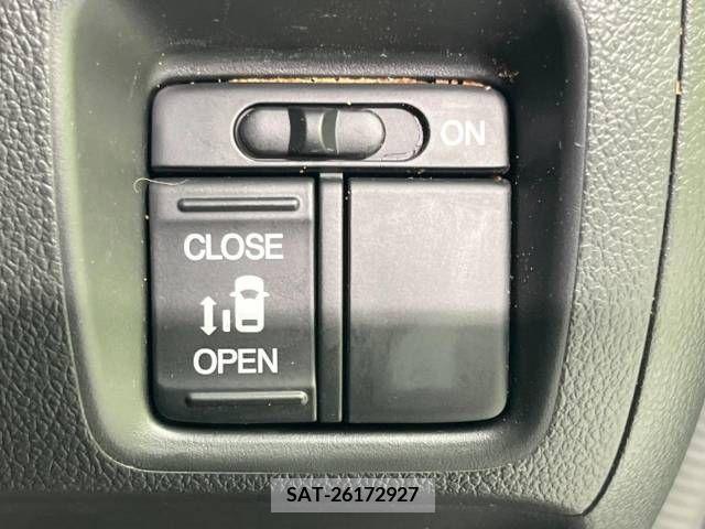 Honda N BOX CUSTOM 2016-10 328641-4