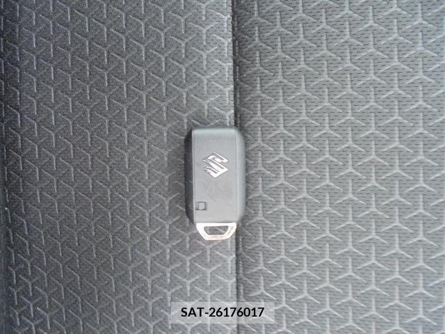 Suzuki SWIFT 2020-04 328980-25