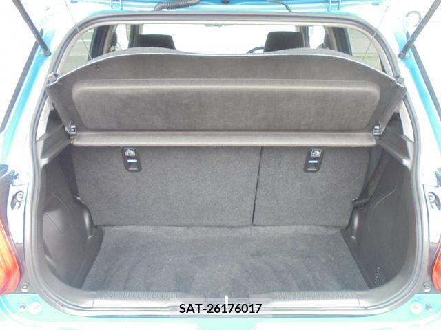 Suzuki SWIFT 2020-04 328980-15