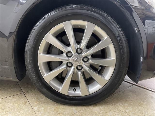 Lexus LS 2010-02 17878-14