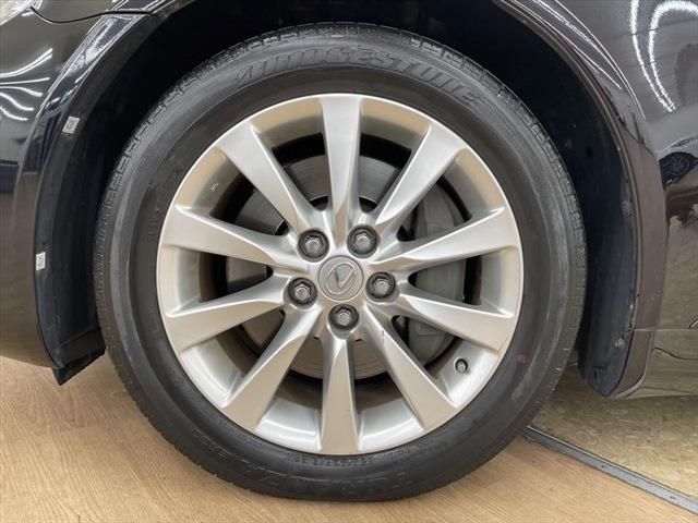 Lexus LS 2010-02 17878-17