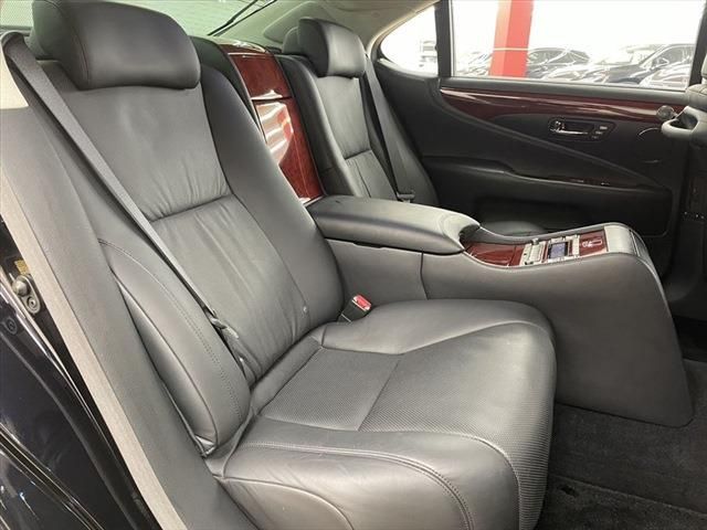 Lexus LS 2010-02 17878-20
