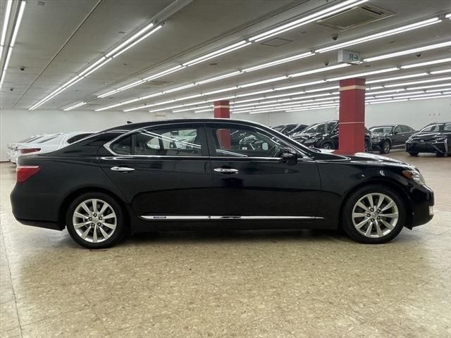 Lexus LS 2010-02 17878-3