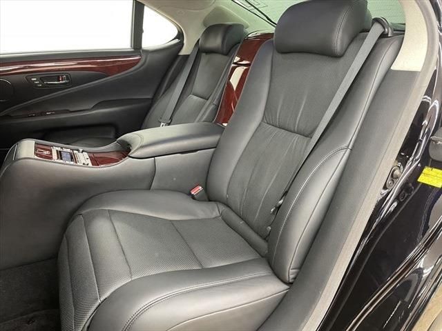 Lexus LS 2010-02 17878-22