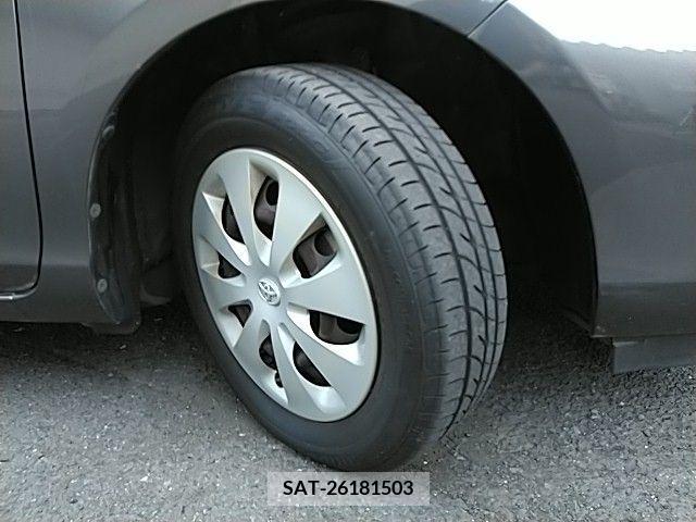 Toyota AQUA 2012-11 386257-27