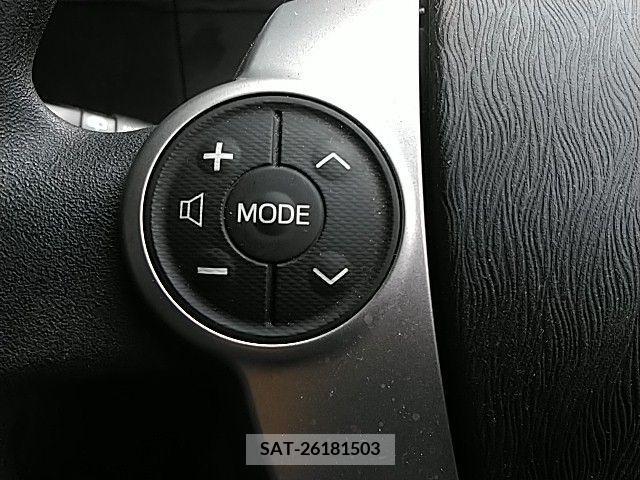 Toyota AQUA 2012-11 386257-8