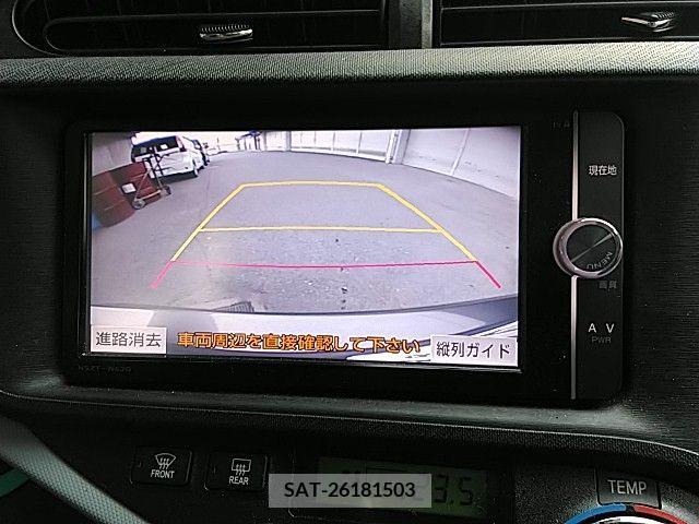Toyota AQUA 2012-11 386257-6