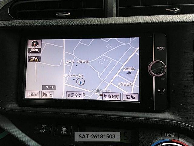 Toyota AQUA 2012-11 386257-4